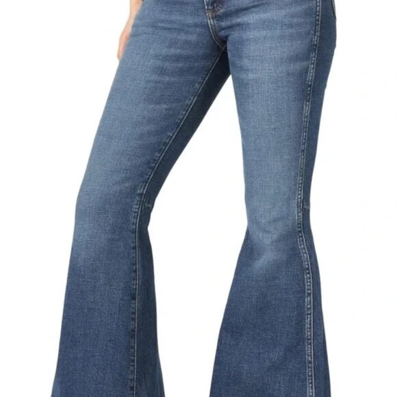 Wrangler trumpet jeans, 31x30/size 12, high rise, ultra cool boho look - Picture 1 of 7